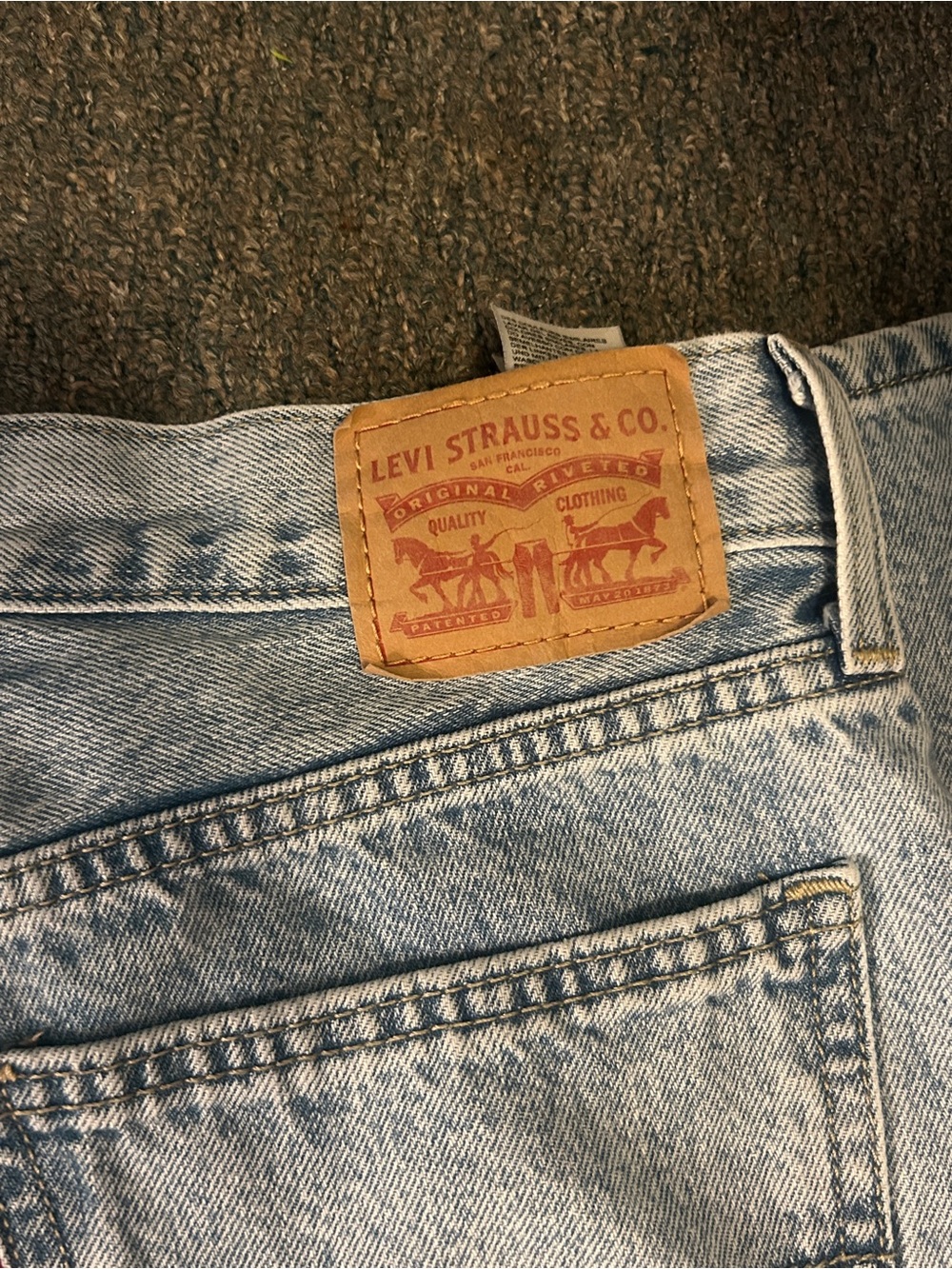 Levi low pro jeans - Picture 3 of 13